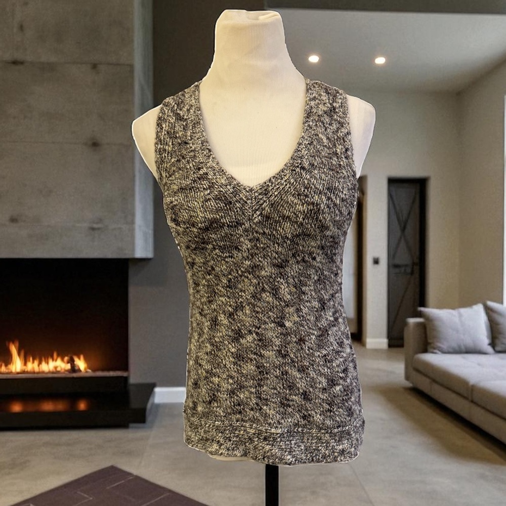 Brochu Walker Linen Blend Knit V-Neck Sweater